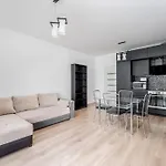 Zablocie Deluxe Apartment By Bookinghost
