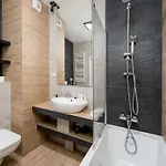 Zablocie Deluxe Apartment By Bookinghost